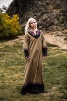 Wikinger Kleid "Idun" mit Stickerei - Sand